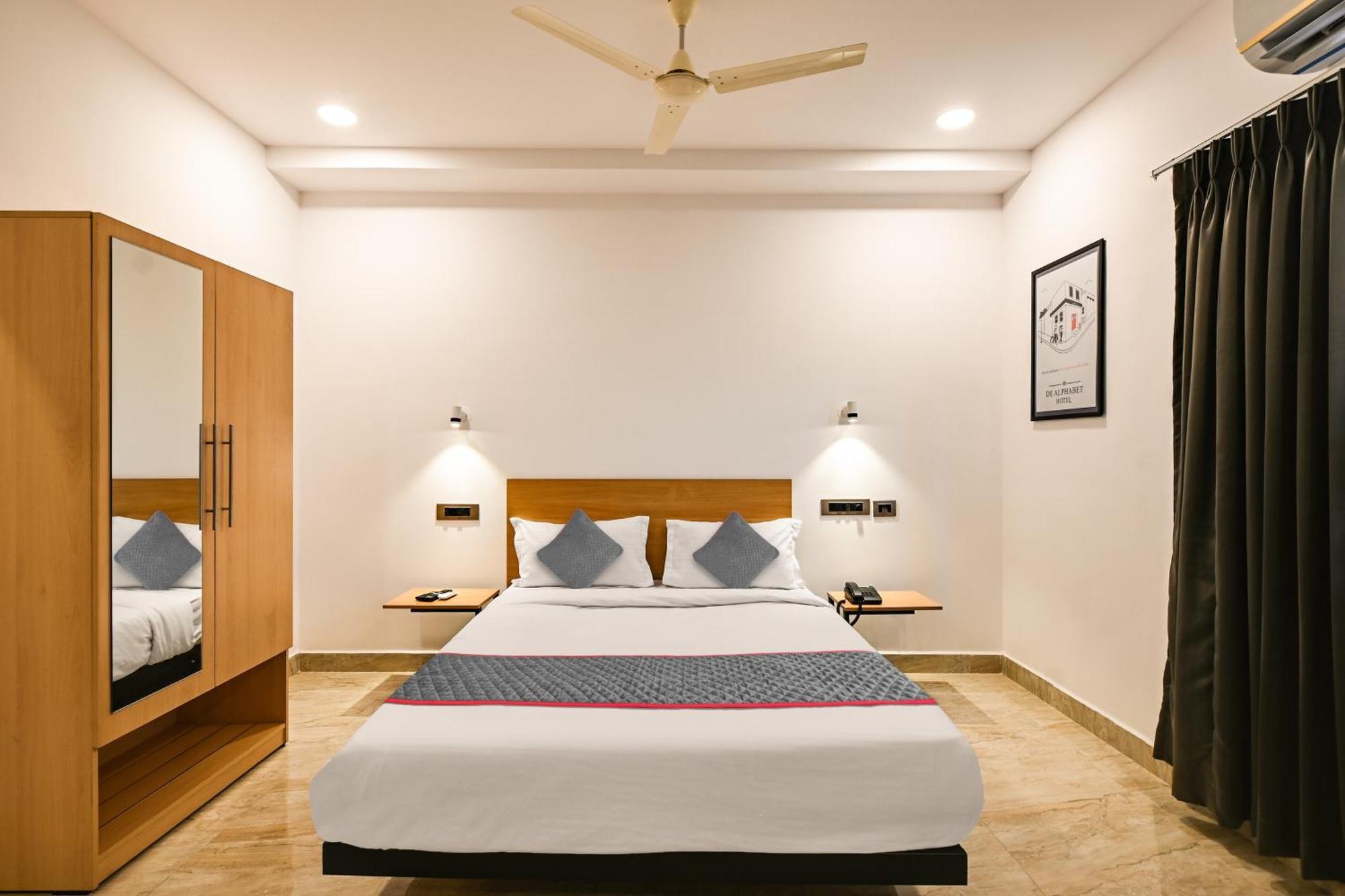 Super Townhouse De Alphabet Karmanghat Hyderabad Ngoại thất bức ảnh